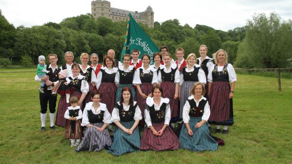 Tudorfer Folkloretanzgruppe